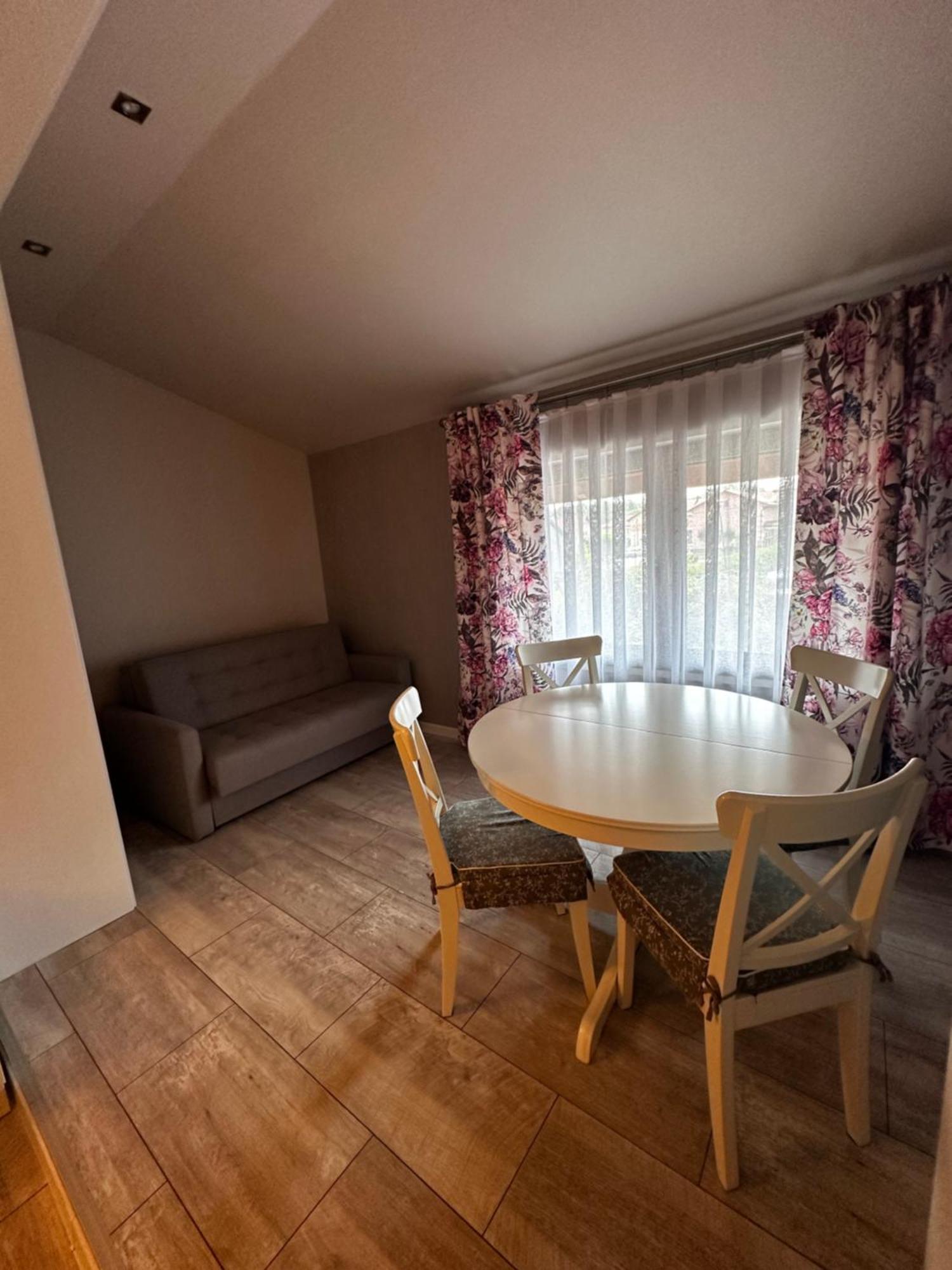 Apartamenty Czerwona Roza Wieprz  Zewnętrze zdjęcie